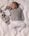 Hvid x Zoen voor Gust - Harvey Vest Baby - 100% Merino wool - Sesame