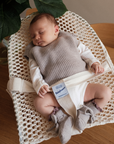Hvid x Zoen voor Gust - Harvey Vest Baby - 100% Merino wool - Sesame