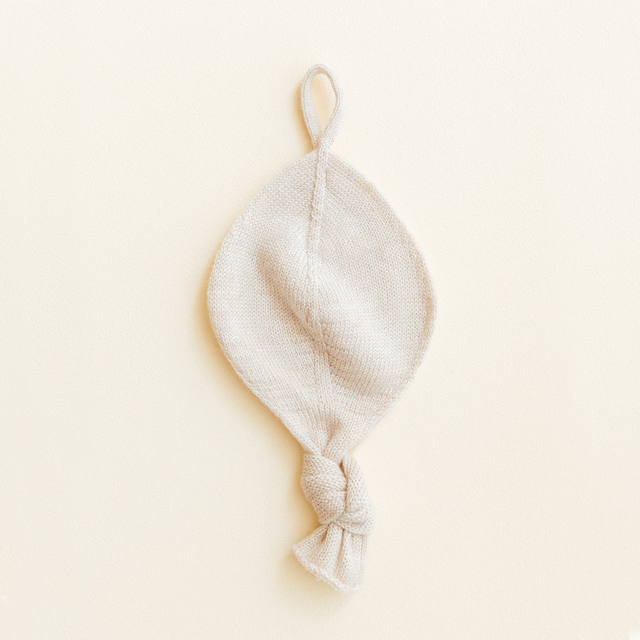 Hvid Titi pacifier holder - 100% Merino wool