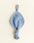 Hvid Hvid Titi pacifier holder - 100% Merino wool pacifier clip Light Blue