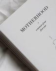 Motherhood - First year - Carolijn Braeken - Book - Zoenvoorgust.com