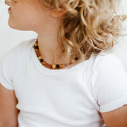Amber Amber necklace - Baby & child - 32 cm Accessoires Dark Cognac - Polished
