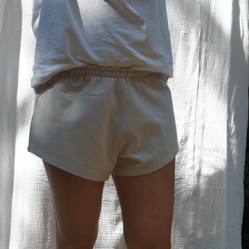 Tothemoon ☾ - Eve shorts - 100% Cotton - Handmade - Women shorts - Maternity wear - Katoen broekje - Zomer strand broekje - Summer - Beach - Zoenvoorgust.com 