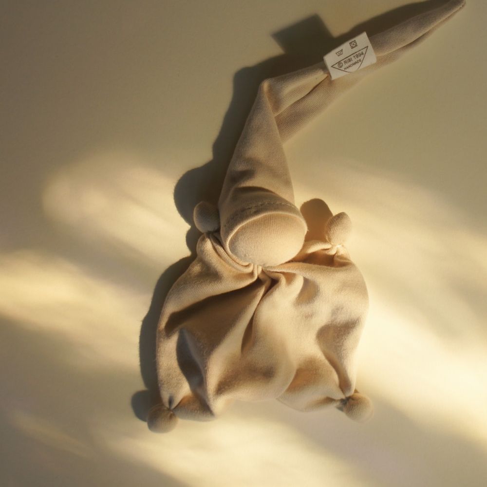 Duimpopje - 100% - Handgemaakt - Beige