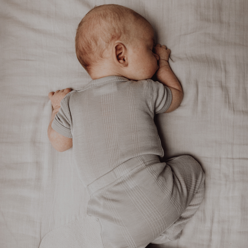 Tothemoon ☾ Tothemoon ☾ - Body - Short sleeve - Wool & silk - Needle pattern - Dove Clothing 50