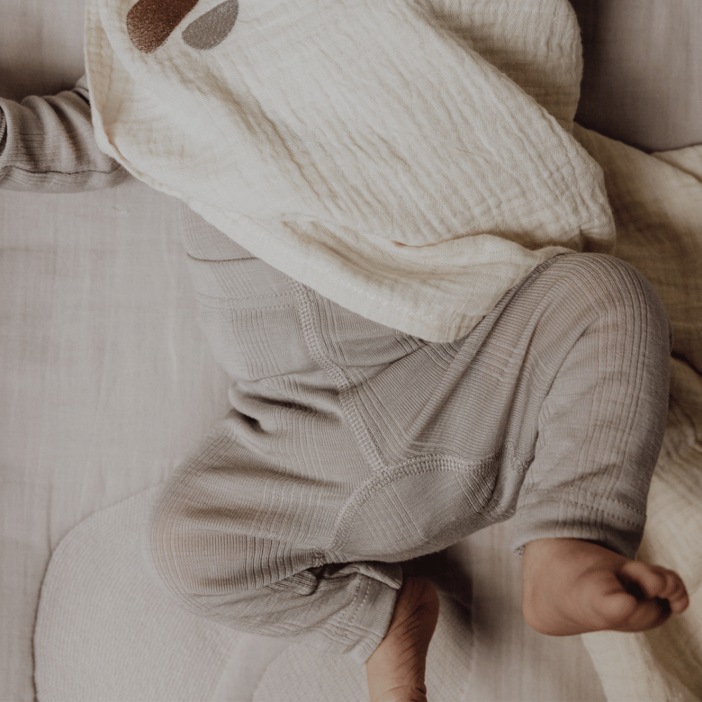 Tothemoon ☾ Tothemoon ☾ - Baby pants - Wool & silk - Needle pattern - Dove Clothing 50