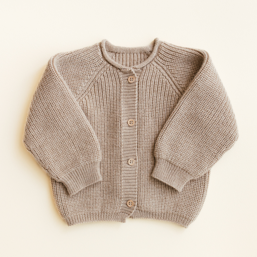 Hvid Hvid - Inga - Cardigan - 100% Merino wool Baby en peuter Sand / 0-3 months
