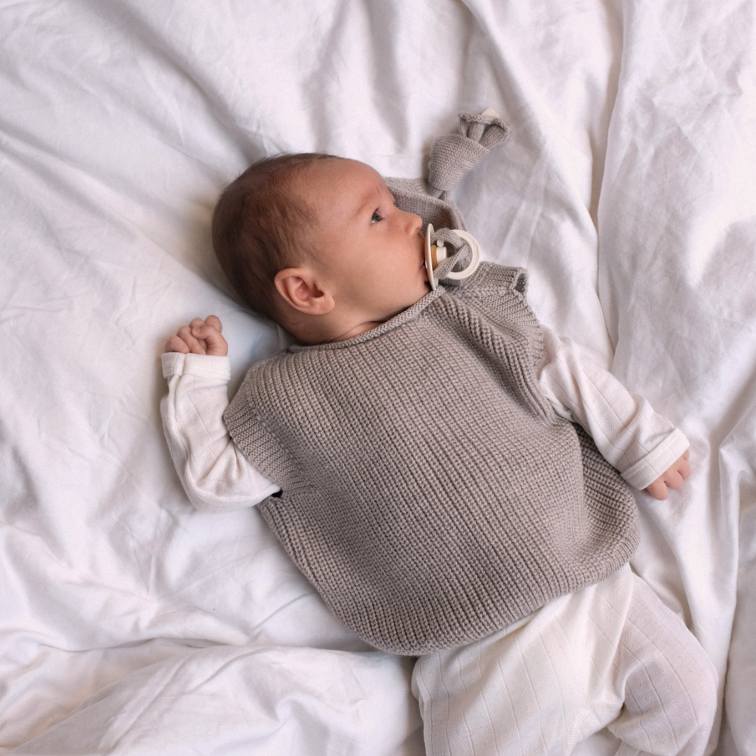 Hvid x Zoen voor Gust - Harvey Spencer - 100% Merino wol - Sesame