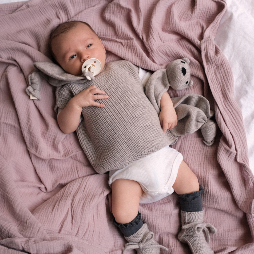 Hvid x Zoen voor Gust - Harvey Spencer - 100% Merino wol - Sesame