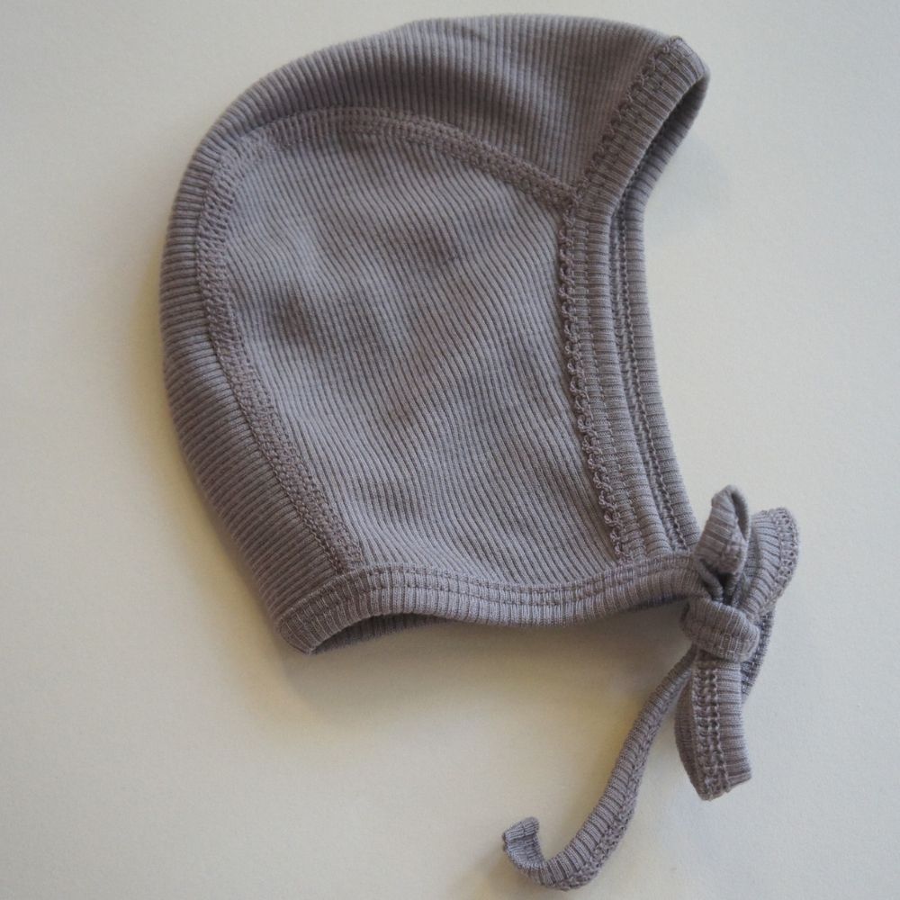 Tothemoon ☾ - Newborn Bonnet - 100% Wool - Rib - Taupe