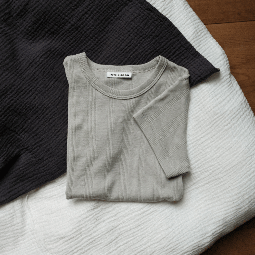 Tothemoon ☾ Tothemoon ☾ - Shirt - Short sleeve - Wool & silk - Needle pattern - Dove Clothing 86/92