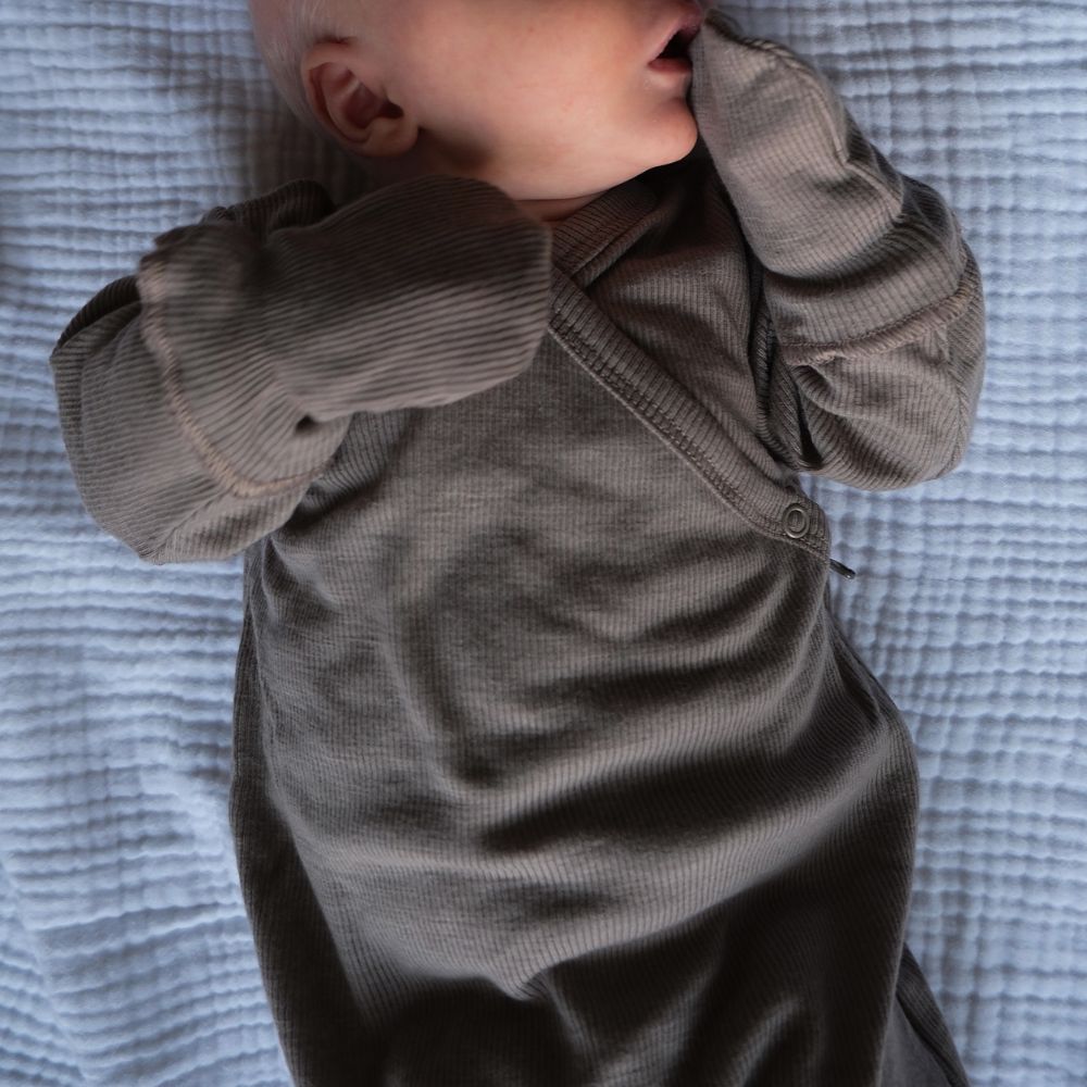 Tothemoon ☾ - Newborn Krabwantjes - 100% Wol - Rib -Taupe