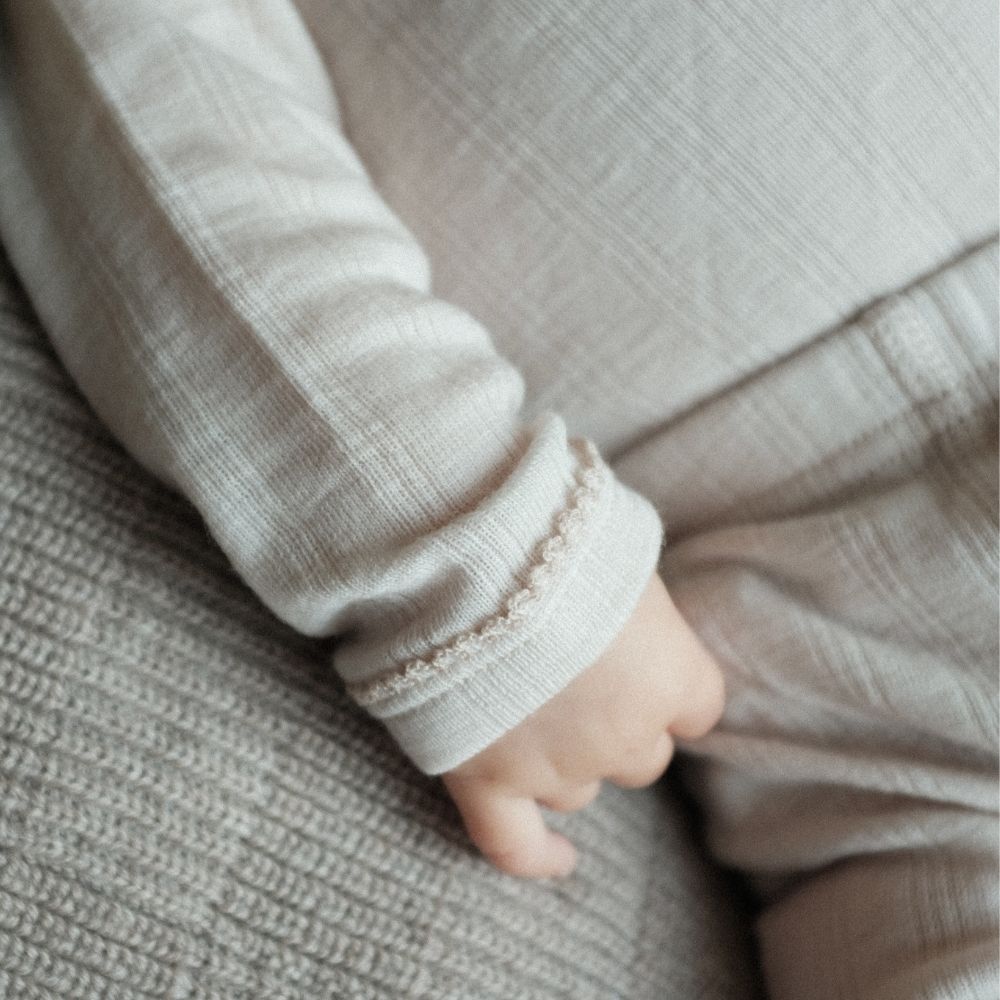 Tothemoon ☾ Tothemoon ☾ - Cross-over body - Long sleeve - 100% Wool - Moonbeam Clothing 40