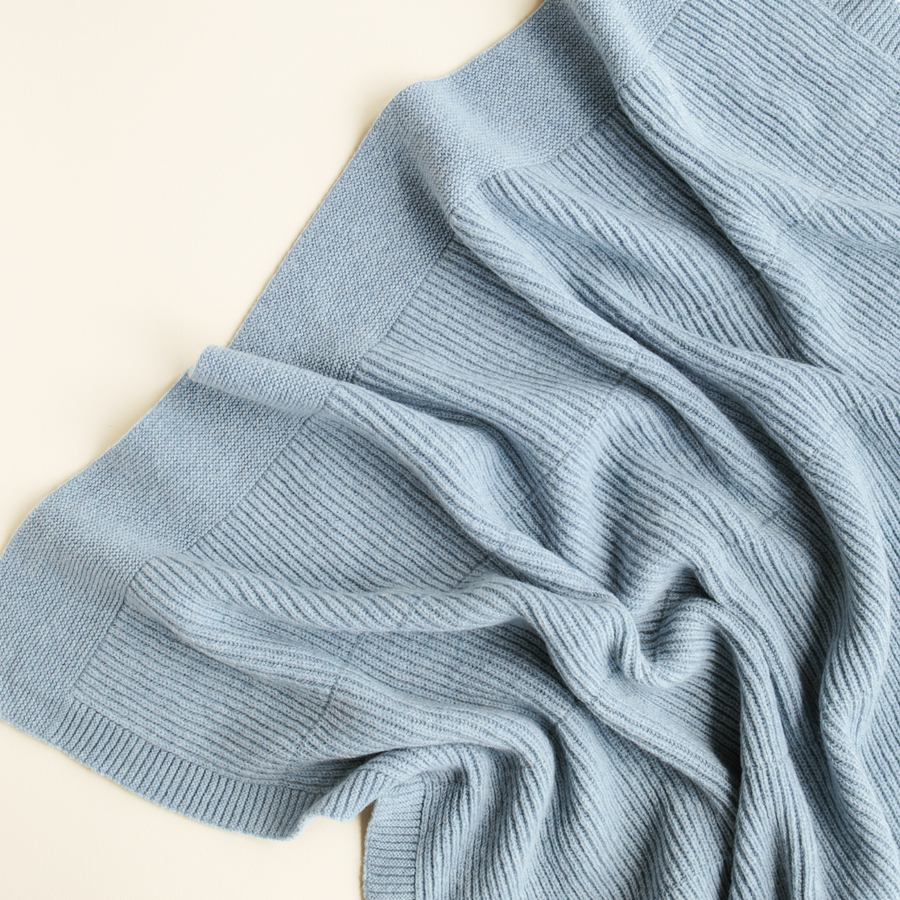 Hvid Gaston deken - 100% Merino lamswol - Zeer dik gebreid