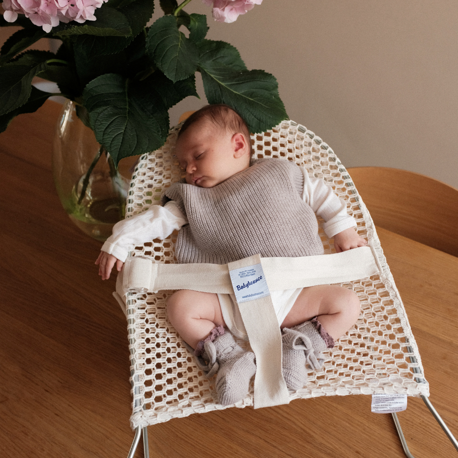 Hvid x Zoen voor Gust - Harvey Vest Baby - 100% Merino wool - Sesame