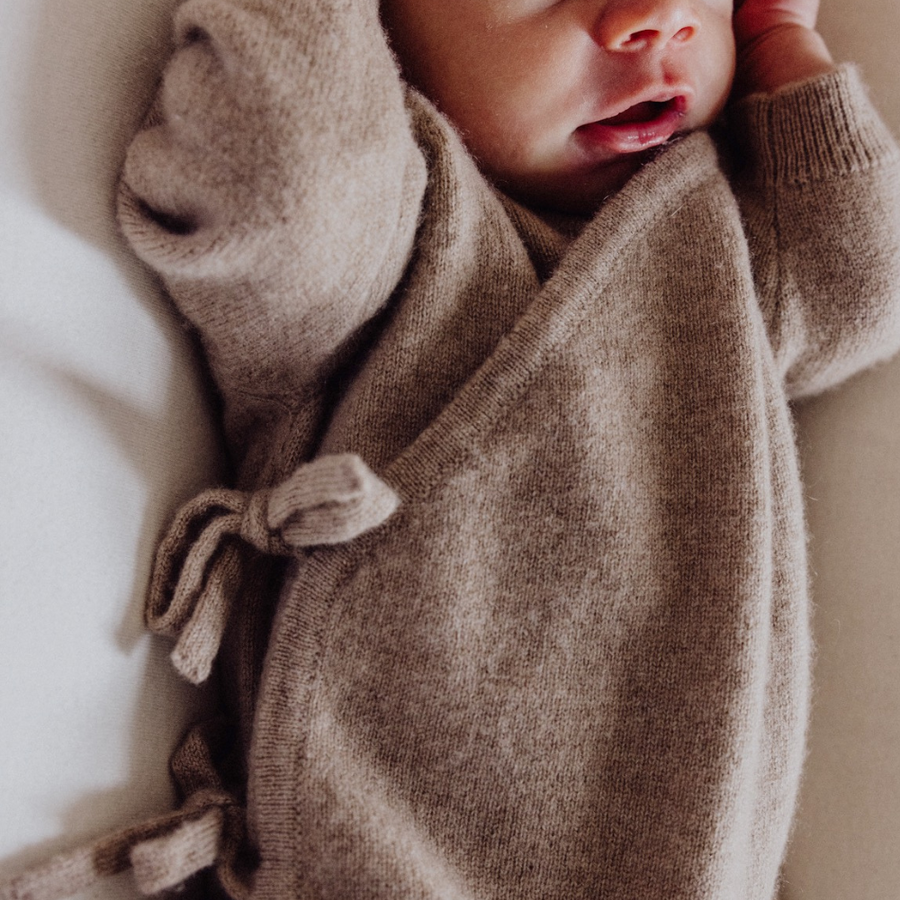 La Petite V x Zoen - Newborn suit - 100% Cashmere