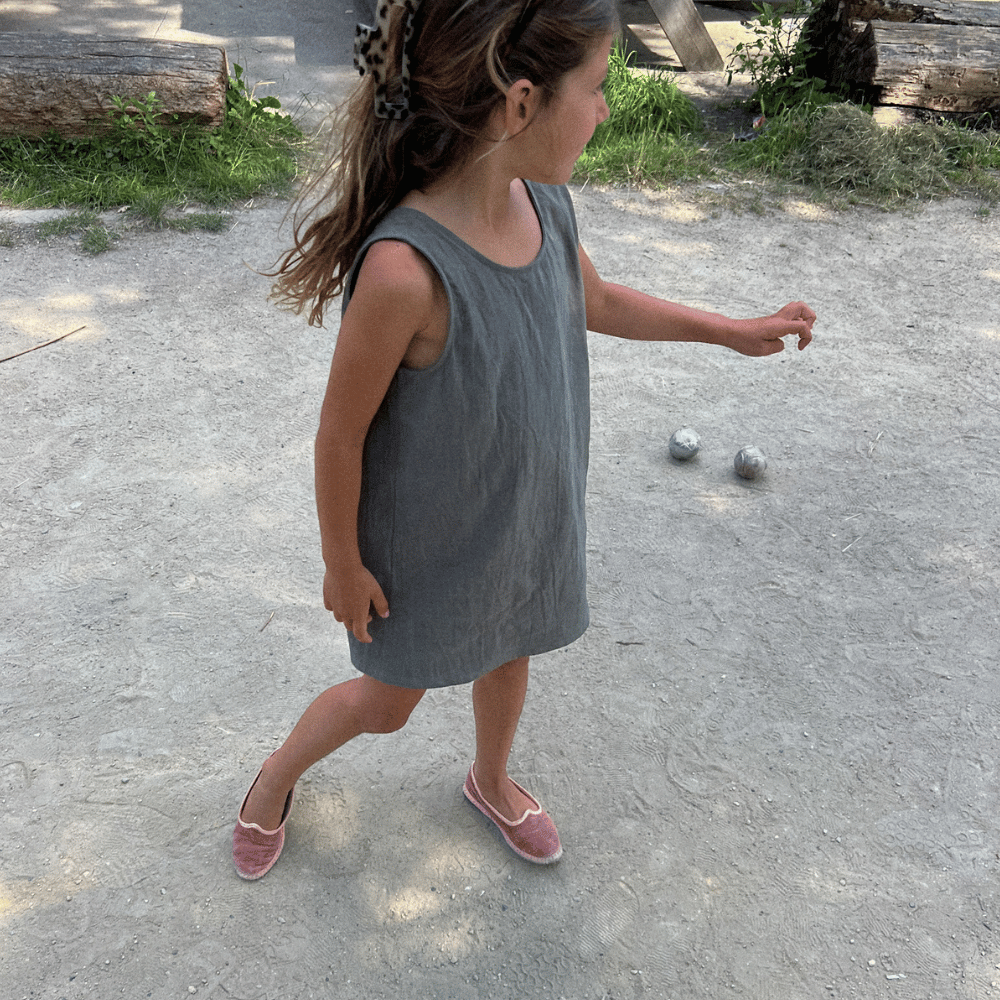 Tothemoon ☾ Tothemoon ☾ - Ziggy dress - V-shaped back - 100% Cotton - Handmade in Holland Clothing Dark Olive / 1Y