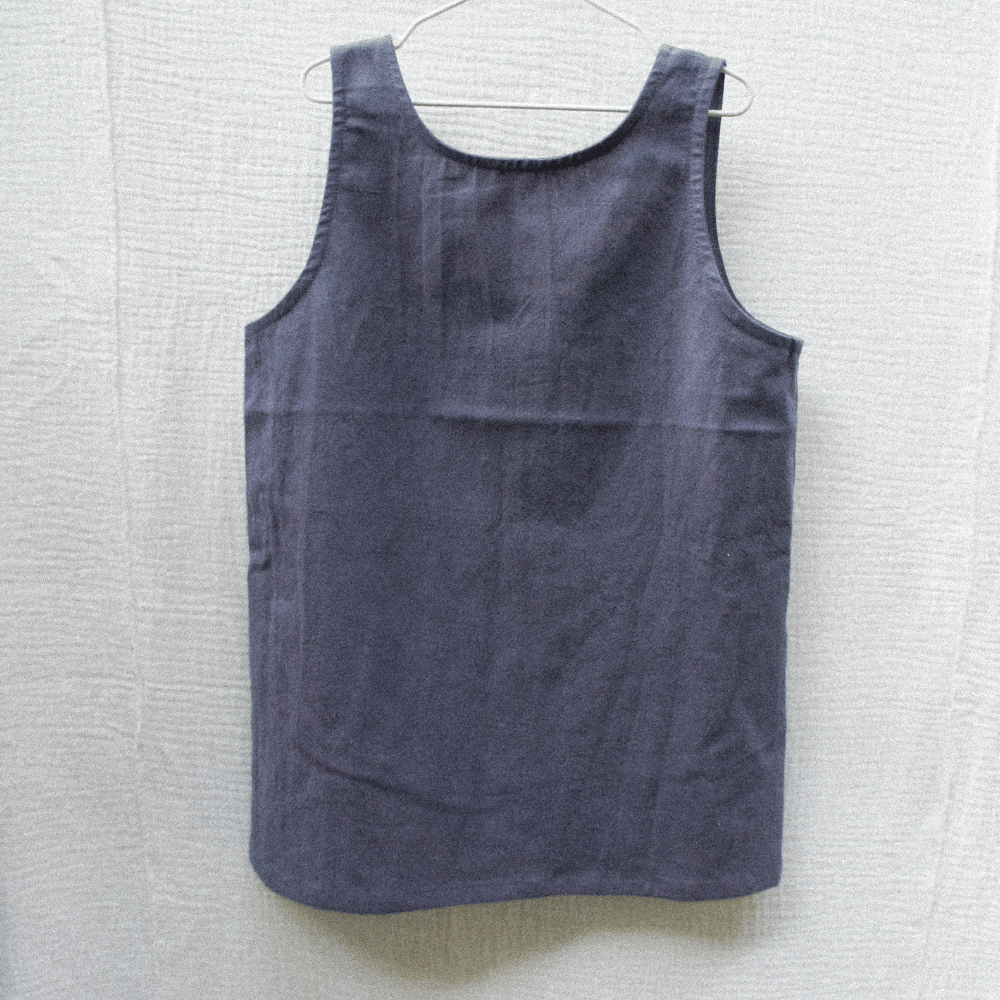 Tothemoon ☾ Tothemoon ☾ - Ziggy dress - V-shaped back - 100% Cotton - Handmade in Holland Clothing Sand / 1Y