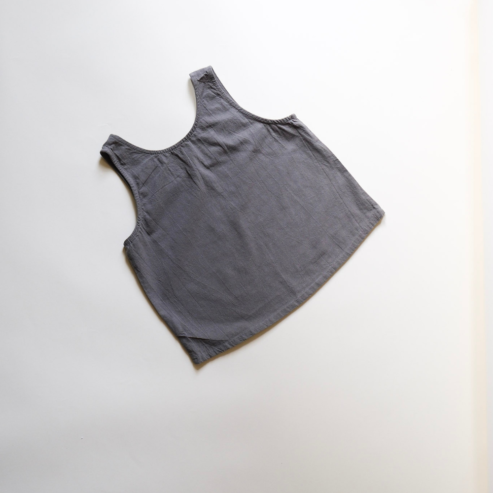 Tothemoon ☾ - Tita top - V-shaped back - 100% Cotton - Handmade in Holland - Dark Olive