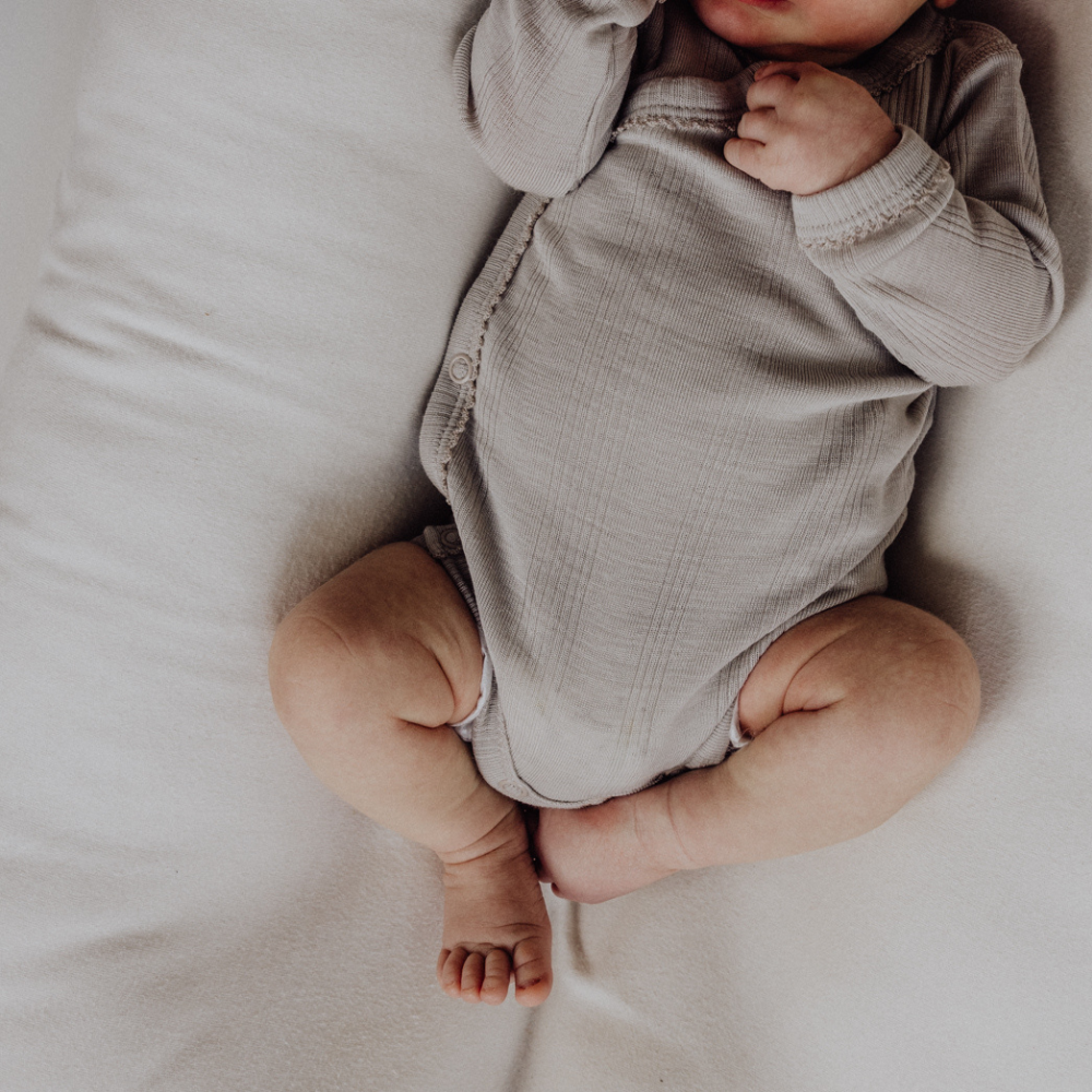 Tothemoon ☾ Tothemoon ☾ - Cross-over body - Long sleeve - Wool & silk - Needle pattern - Dove Clothing 50