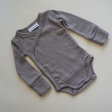 Tothemoon ☾ - Cross-over body - Long sleeve - 100% Wool - Rib - Taupe