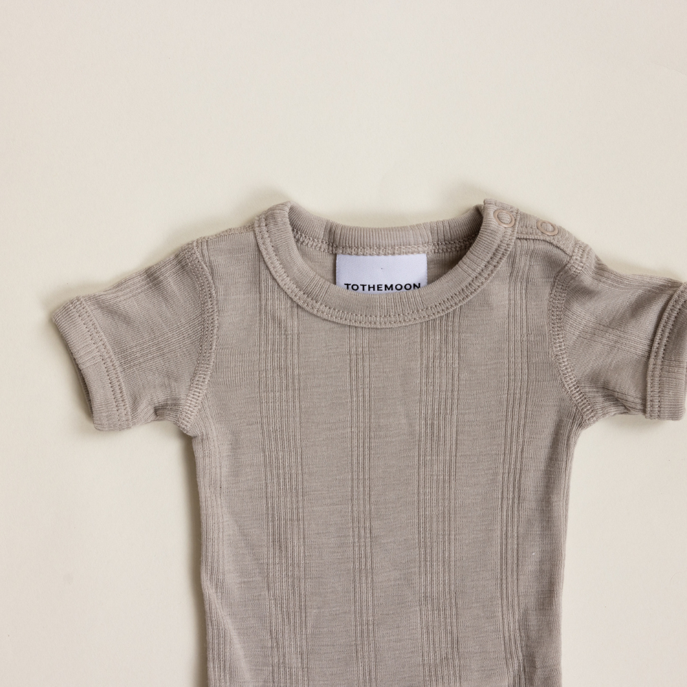 Tothemoon ☾ Tothemoon ☾ - Body - Short sleeve - Wool & silk - Needle pattern - Dove Clothing 50