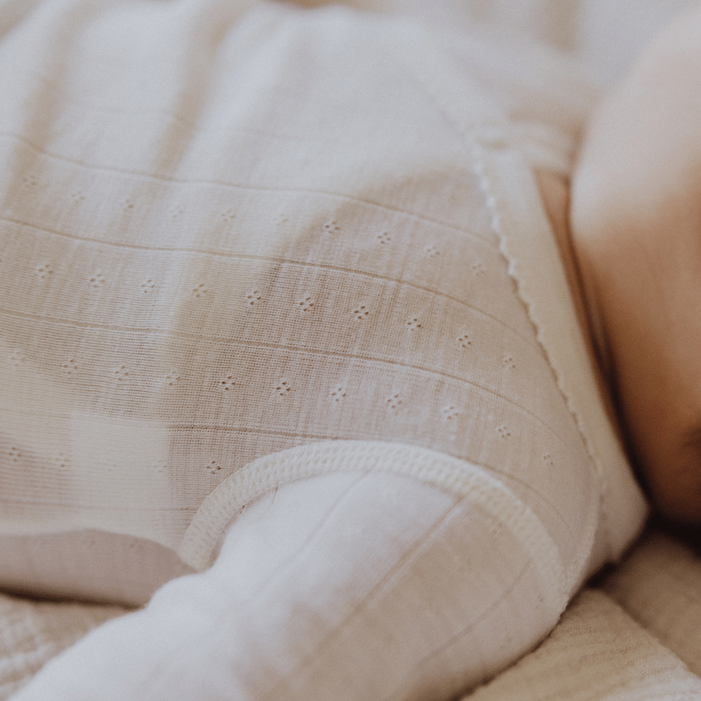 Tothemoon ☾ Tothemoon ☾ - Cross-over body - Long sleeve - Wool & silk - Pointelle Clothing 40