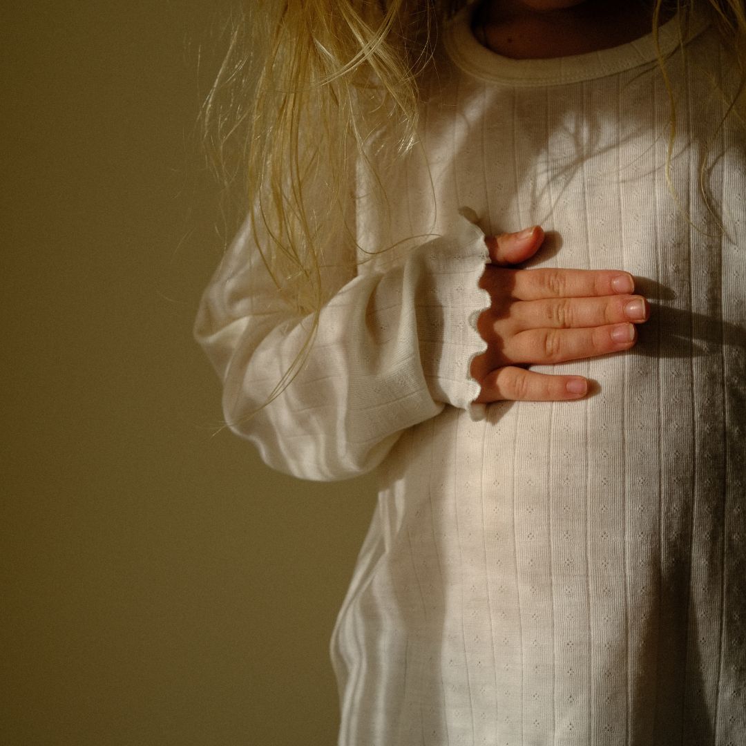 Tothemoon ☾ Tothemoon ☾ - Shirt - Wide fit - Long sleeve - Curled ends - Wool & silk - Pointelle Clothing 80