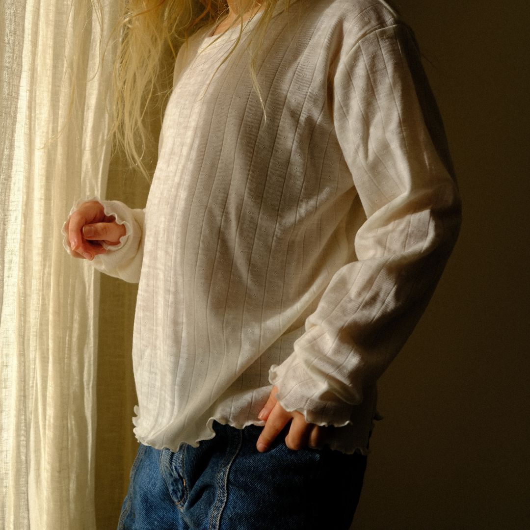 Tothemoon ☾ Tothemoon ☾ - Shirt - Wide fit - Long sleeve - Curled ends - Wool & silk - Pointelle Clothing 80