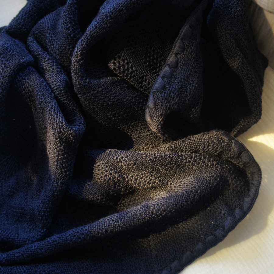 Baby blanket - 100% Merino wool - Indigo