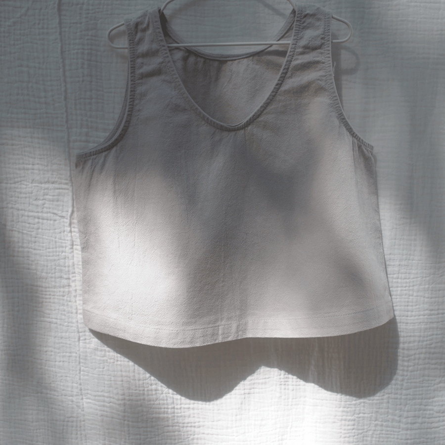 Tothemoon ☾  - Tita top - V-shaped back - 100% Cotton - Handmade in Holland