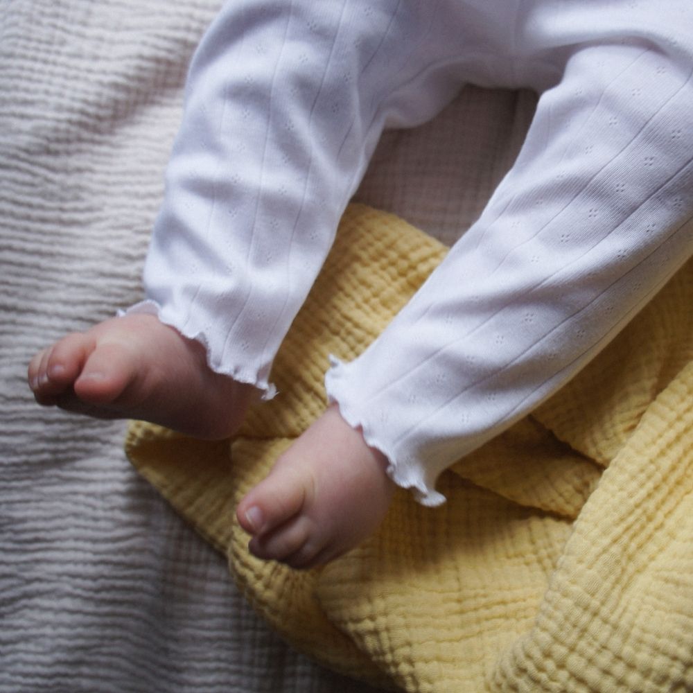 Tothemoon ☾ - Baby broekje - Gekrulde uiteinden - Biologisch Katoen - Pointelle