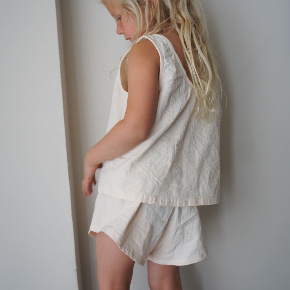 Tothemoon ☾ - Tita top - V-shaped back - 100% Cotton - Handmade in Holland - Butter