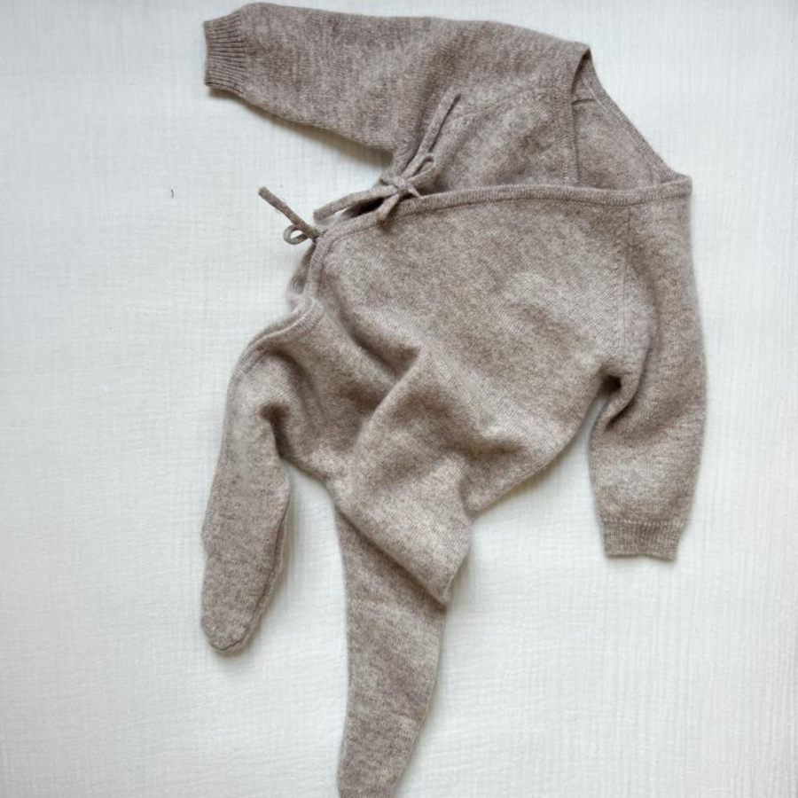 La Petite V x Zoen - Newborn suit - 100% Cashmere