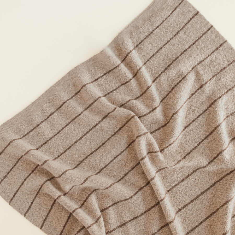 Hvid Harry deken - 100% Merino wol - Medium dik gebreid