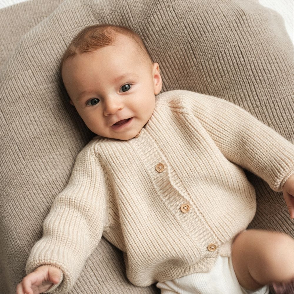 Hvid Hvid - Inga - Cardigan - 100% Merino wool Baby en peuter Artichoke / 0-3 months