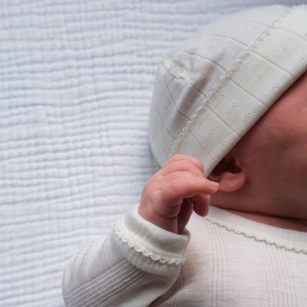 Tothemoon ☾ - Newborn beanie - Wool & silk - Pointelle