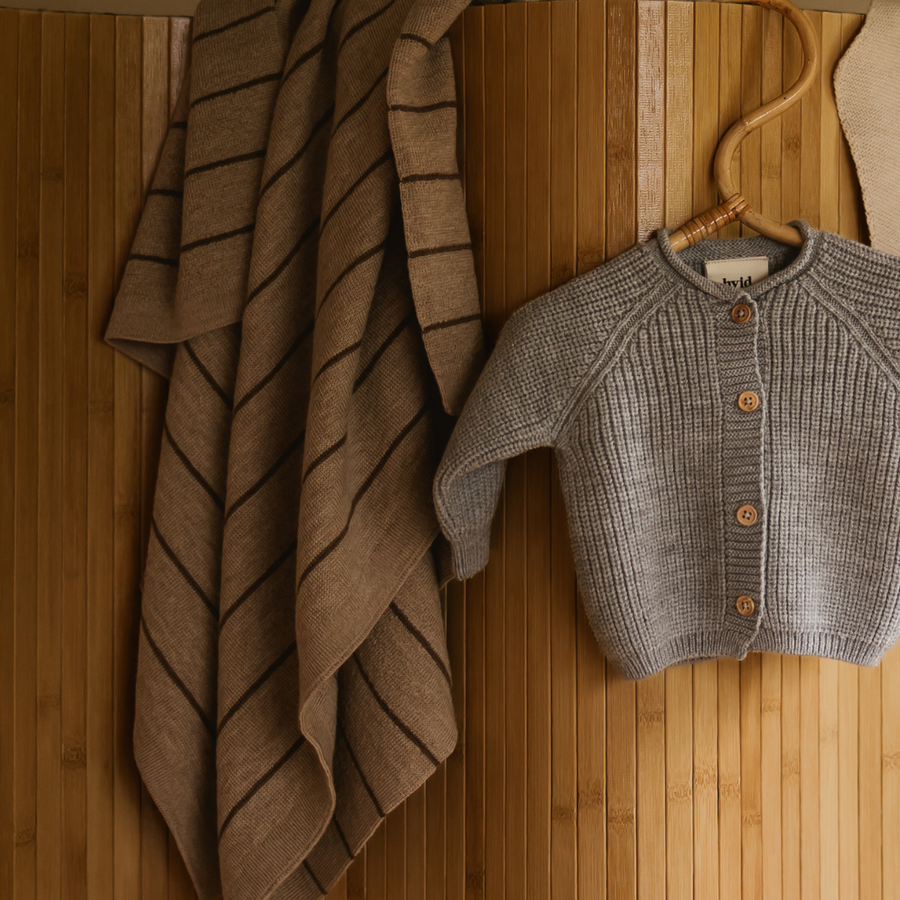 Hvid Harry deken - 100% Merino wol - Medium dik gebreid