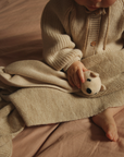 hvid teddy tokki knuffel wol wool merino wool baby newborn comforter