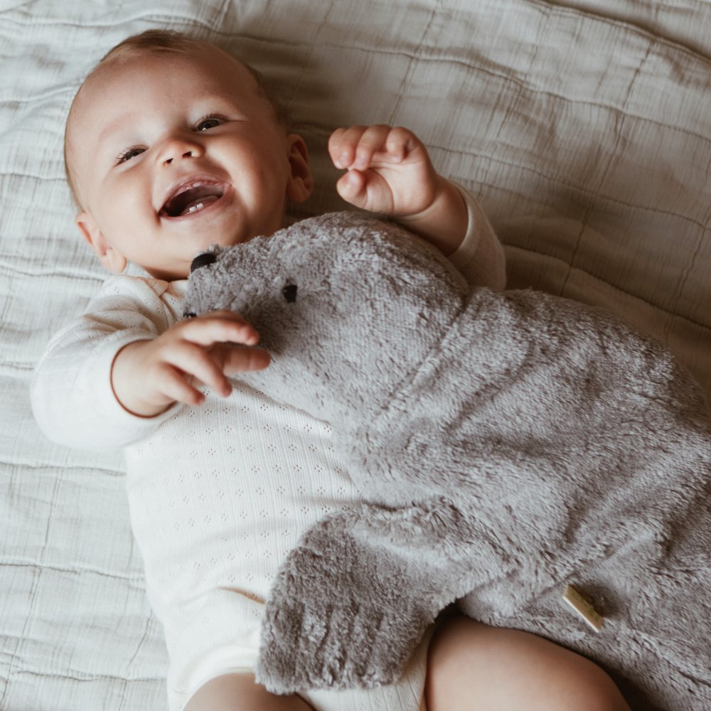 Senger Naturwelt Cuddly Animal Seal Large - Warming Pillow Soft Toys White