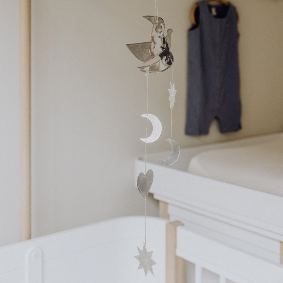 Mini Mei x Zoen voor Gust - Vogel & maan hanger - Handgemaakt
