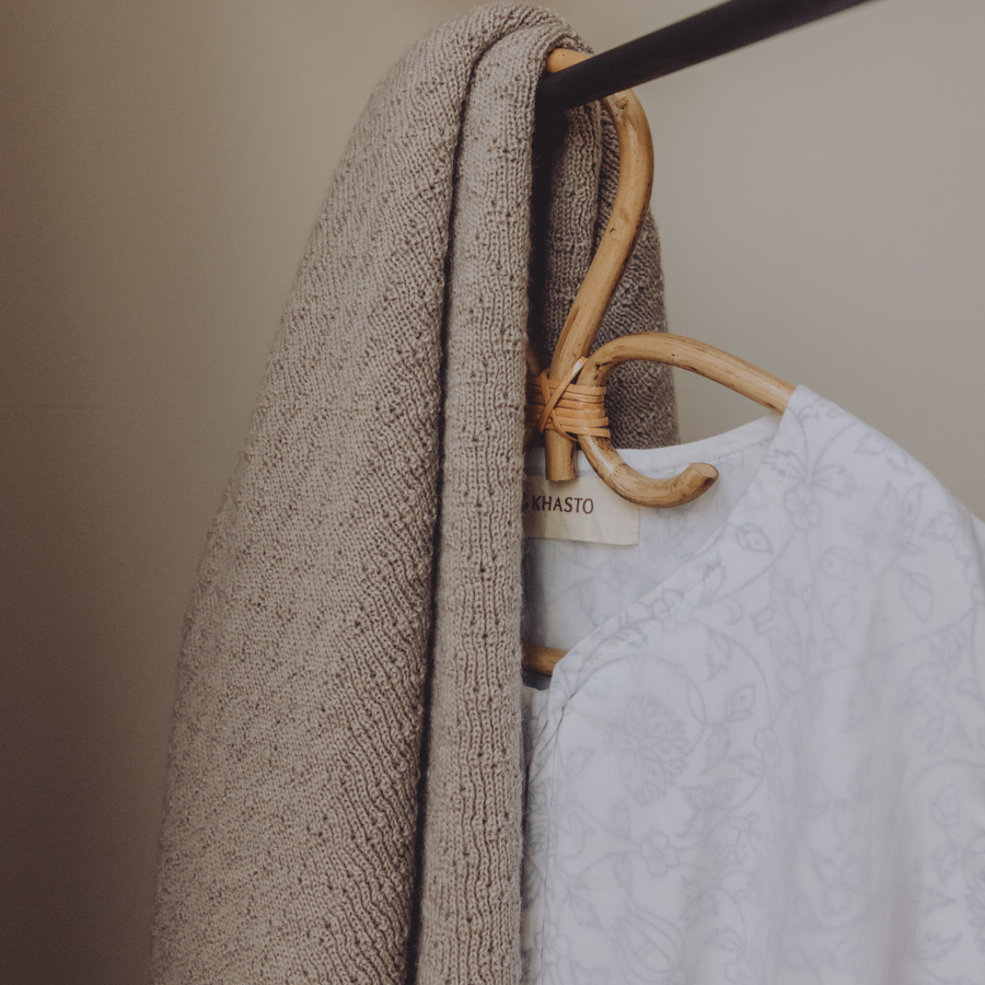 Hvid x Zoen voor Gust - Dora blanket - 100% Merino wool - Thick knit - Sesame