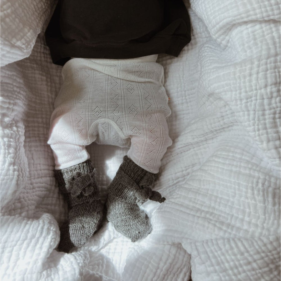 Baby broekje met voetjes - Wol & zijde - Pointelle - Naturel